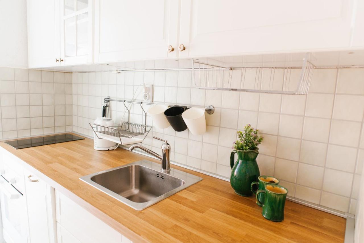 בול Charming Apartments With Garden מראה חיצוני תמונה